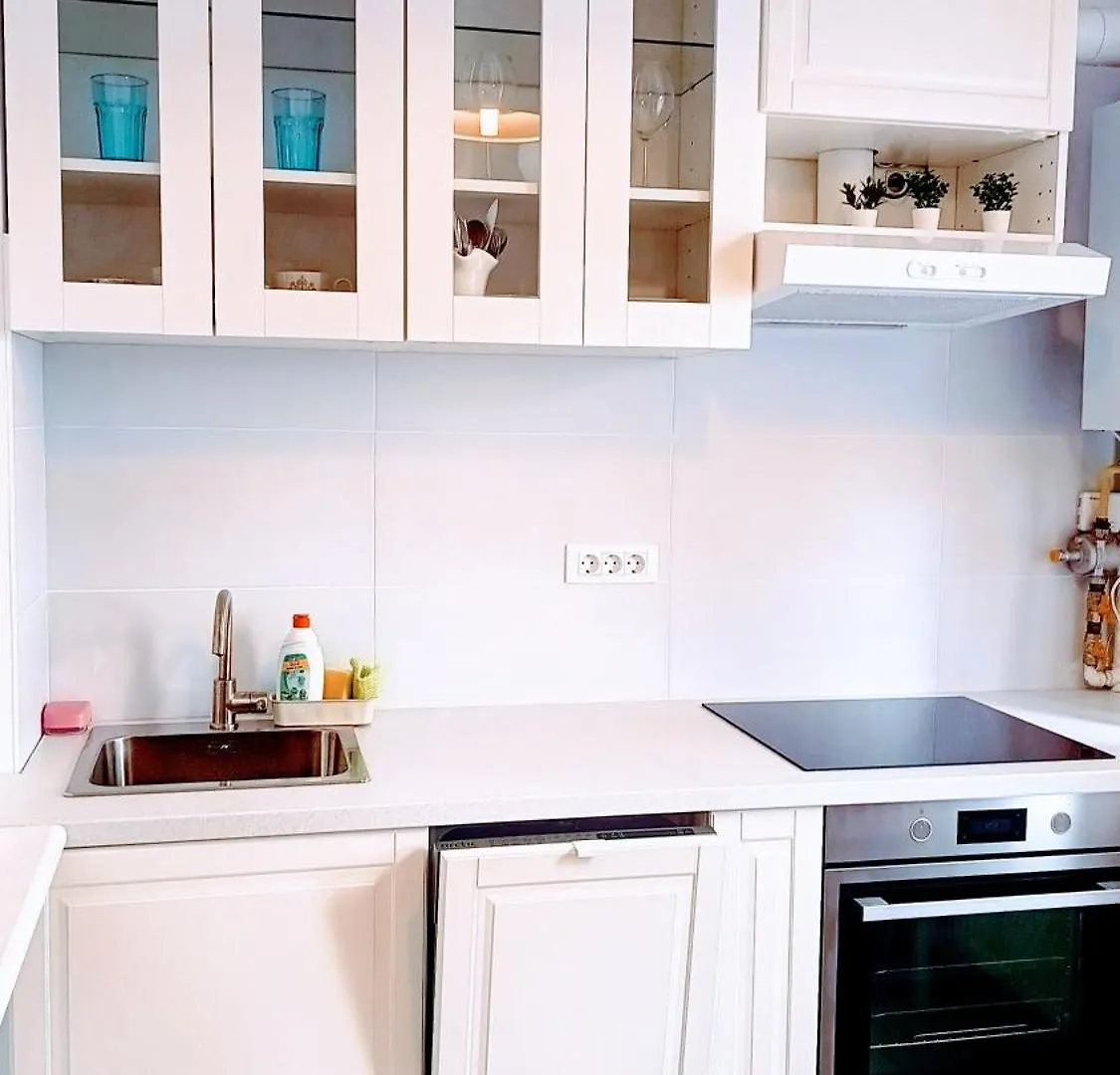 Feel Blue Sky - Politehnica Apartment Bucharest